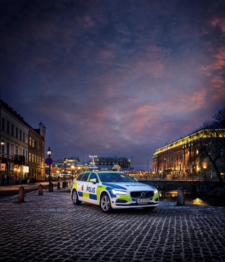  Volvo V90 Polis 2016 года  (фото 7 из 8)